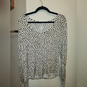Maurices Black and Cream Patterned Long Sleeve Top